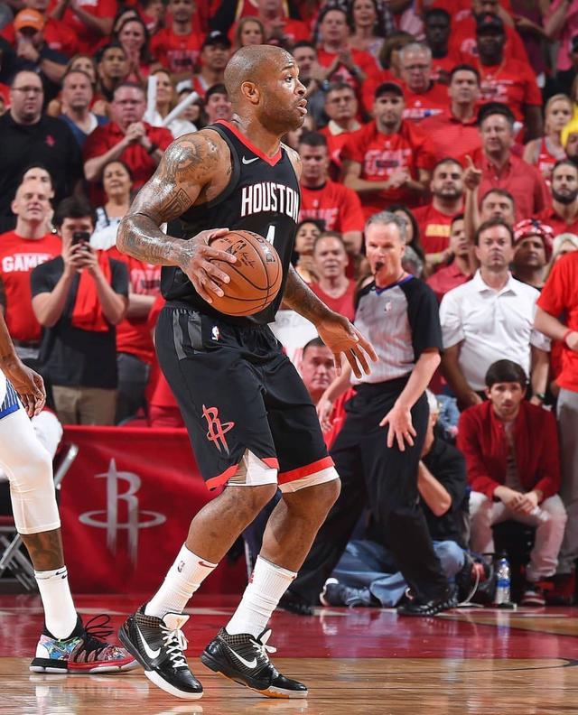 逼近赛季目 逼近赛季目