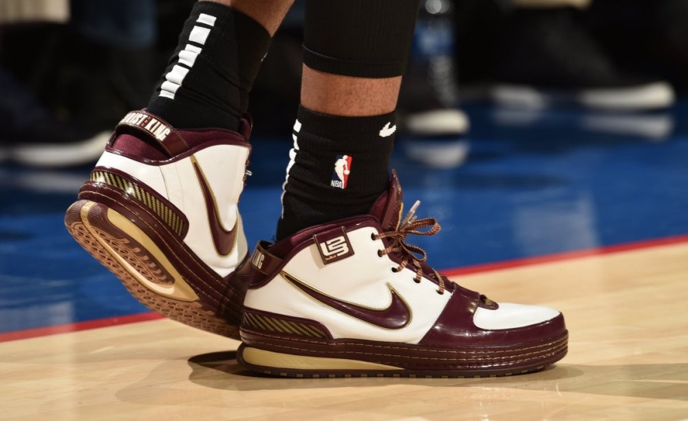 鼓励强队在 鼓励强队在